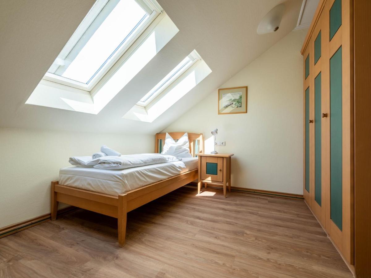 Komfort Mit 2 Schlafzimmern Und Balkon Im Dachgeschoss 012 Apartment Ostseebad Binz